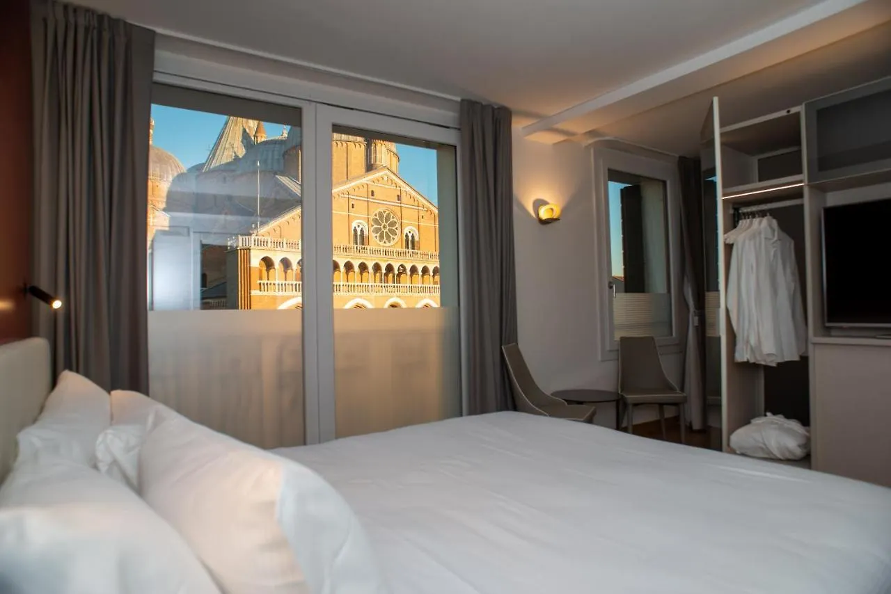 Padova Suites C20 0*,  איטליה