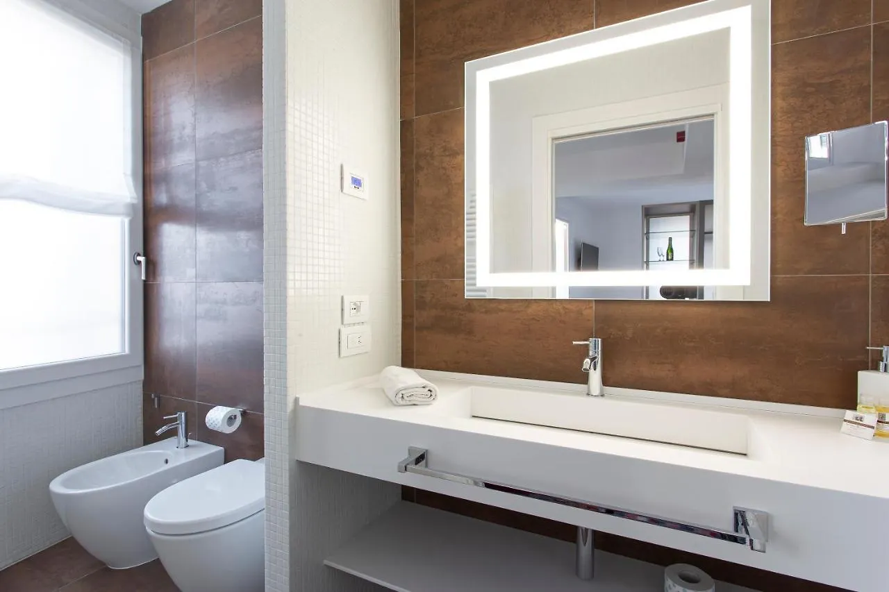 Padova Suites C20 Guest house