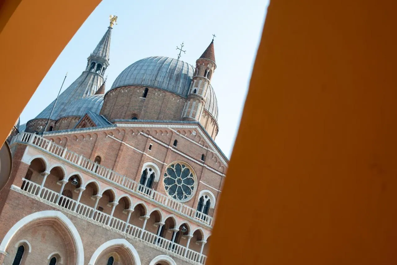 Padova Suites C20 Guest house